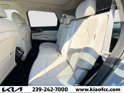 New 2026 Kia Sorento S image 18
