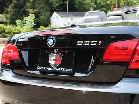 Used 2013 BMW 335i Convertible RWD image 9