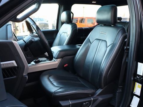 Used 2017 Ford F150 Platinum w/ Equipment Group 701A Luxury image 13