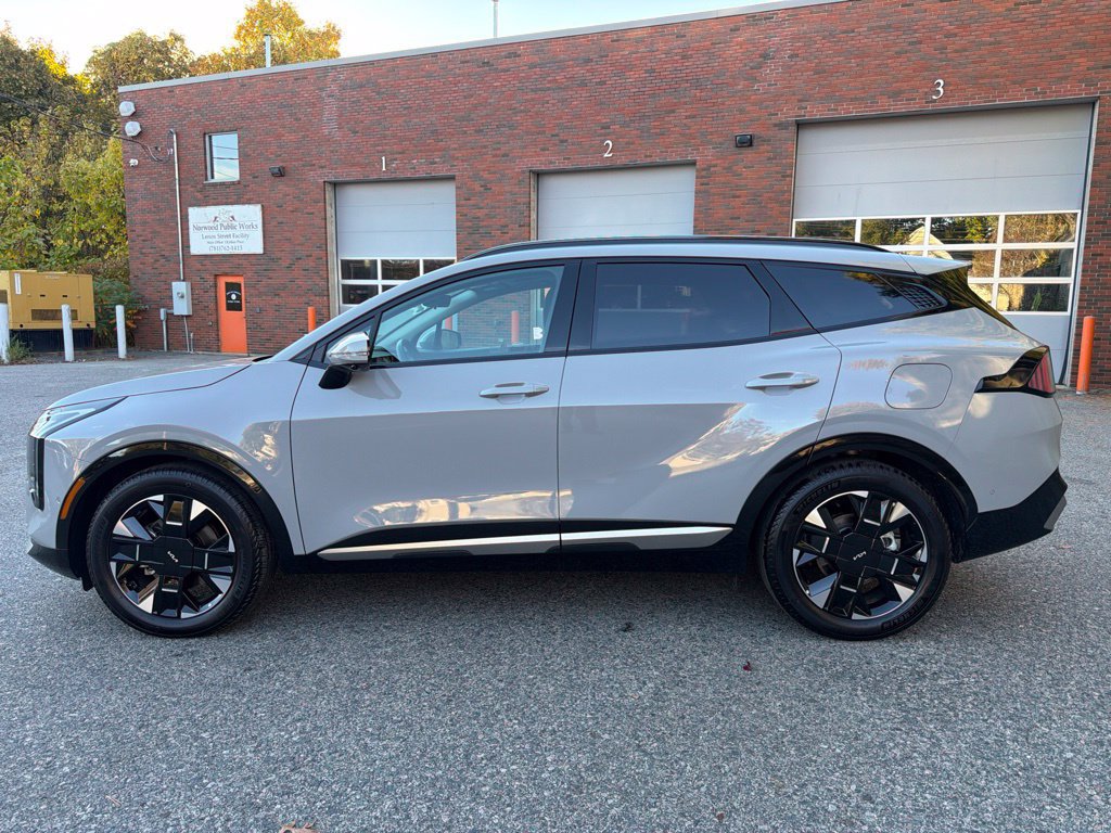 Used 2026 Kia Sportage SX FWD image 3
