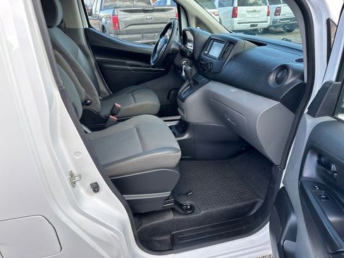 Used 2021 Nissan NV200 SV image 25