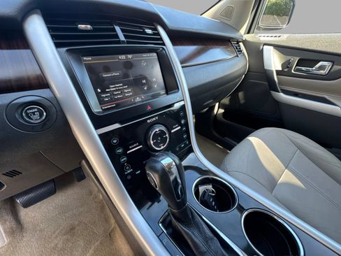 Used 2011 Ford Edge Limited w/ Driver Entry Pkg FWD image 78