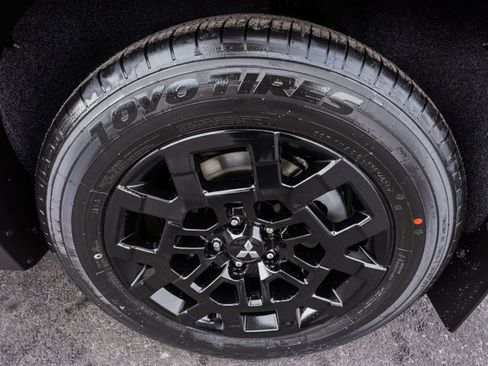 New 2026 Mitsubishi Outlander Trail Edition AWD/4WD image 7
