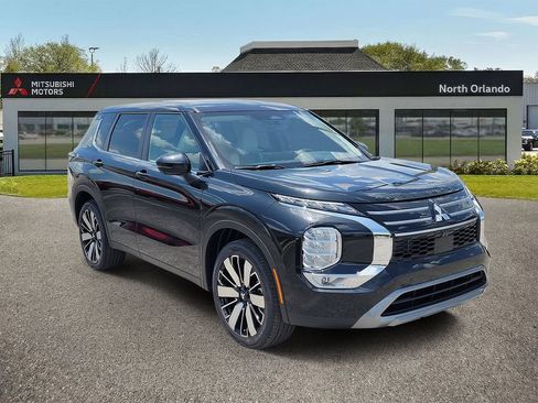 New 2026 Mitsubishi Outlander SE FWD image 4