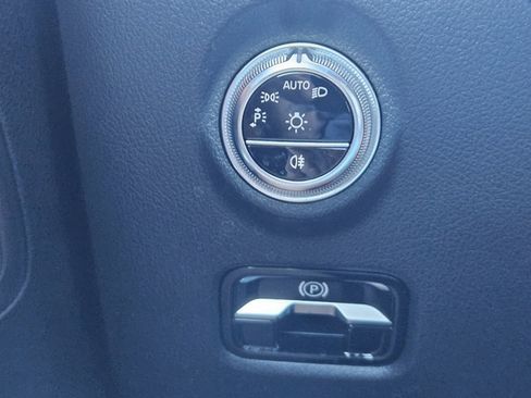 Certified 2023 Mercedes-Benz C 300 Sedan image 22