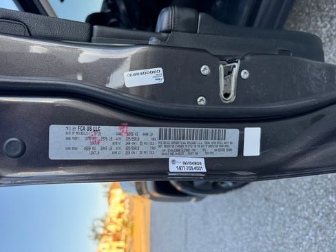 Used 2019 Jeep Compass Altitude image 21