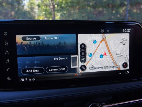 Used 2023 Nissan Ariya FWD image 28