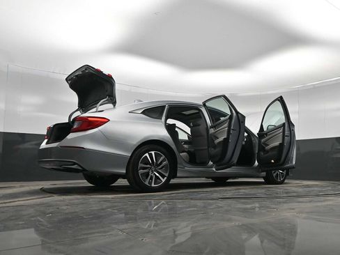 Used 2019 Honda Accord Touring image 43