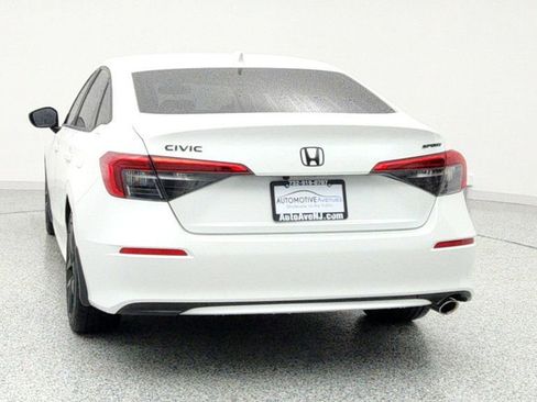 Used 2023 Honda Civic Sport image 6