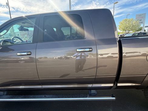 Used 2018 RAM 3500 Laramie image 5