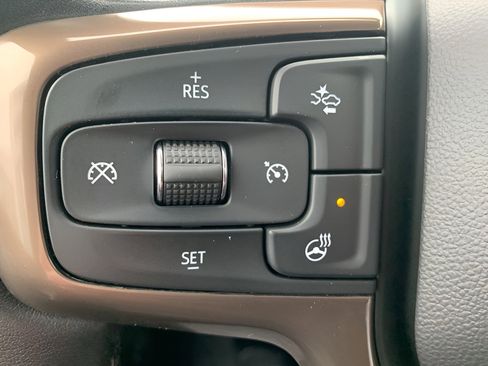 Used 2022 Chevrolet Tahoe High Country AWD/4WD image 15