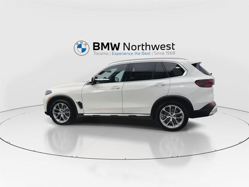 New 2026 BMW X5 xDrive40i AWD/4WD image 11