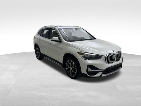 Used 2020 BMW X1 xDrive28i w/ Convenience Package AWD/4WD image 2