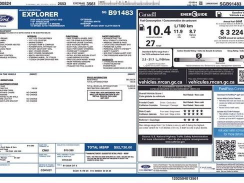 Used 2025 Ford Explorer Active AWD/4WD image 25