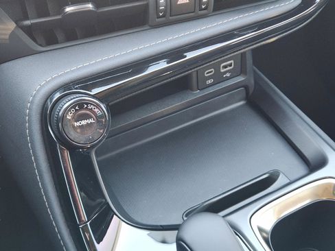 Used 2025 Lexus NX 250 FWD w/ Accessory Package (Z1) image 20