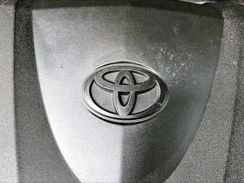 Certified 2023 Toyota RAV4 LE image 32