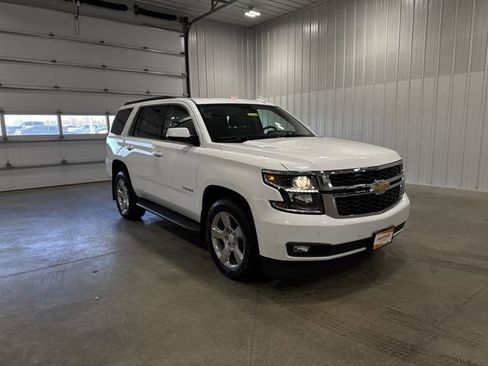 Used 2016 Chevrolet Tahoe LT w/ Luxury Package AWD/4WD image 2