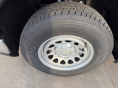 New 2026 GMC Sierra 1500 Pro w/ Pro Value Package image 10