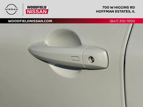 Certified 2023 Nissan Rogue Platinum w/ Platinum Premium Package AWD/4WD image 10