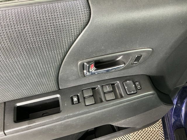 Used 2010 MAZDA MAZDA5 Sport FWD image 12