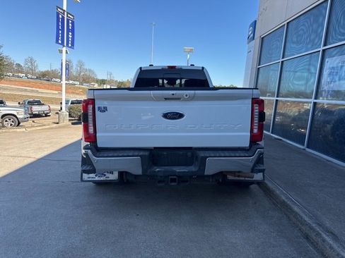 Used 2024 Ford F350 Lariat w/ FX4 Off-Road Package image 6