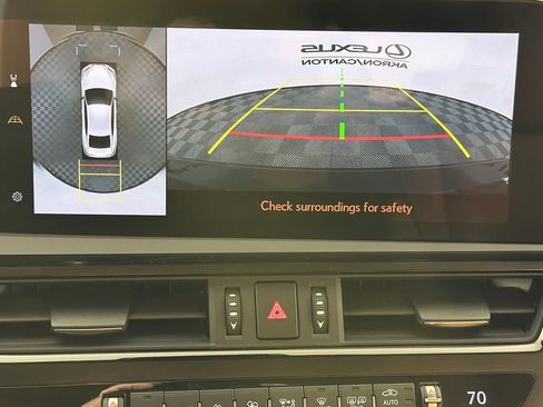 Used 2024 Lexus ES 300h Ultra Luxury w/ Accessory Package (Z1) image 39