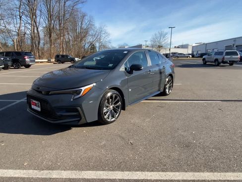 Certified 2025 Toyota Corolla SE image 11