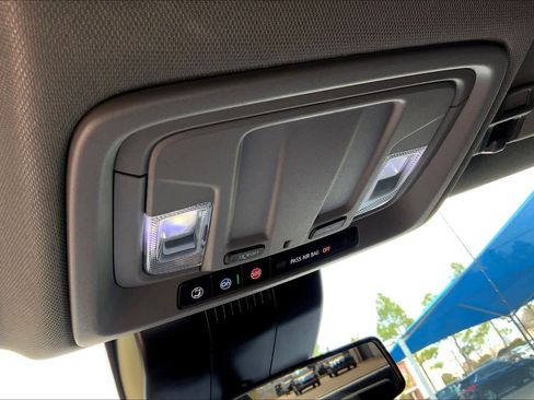 Used 2024 Chevrolet Silverado 1500 Custom image 60