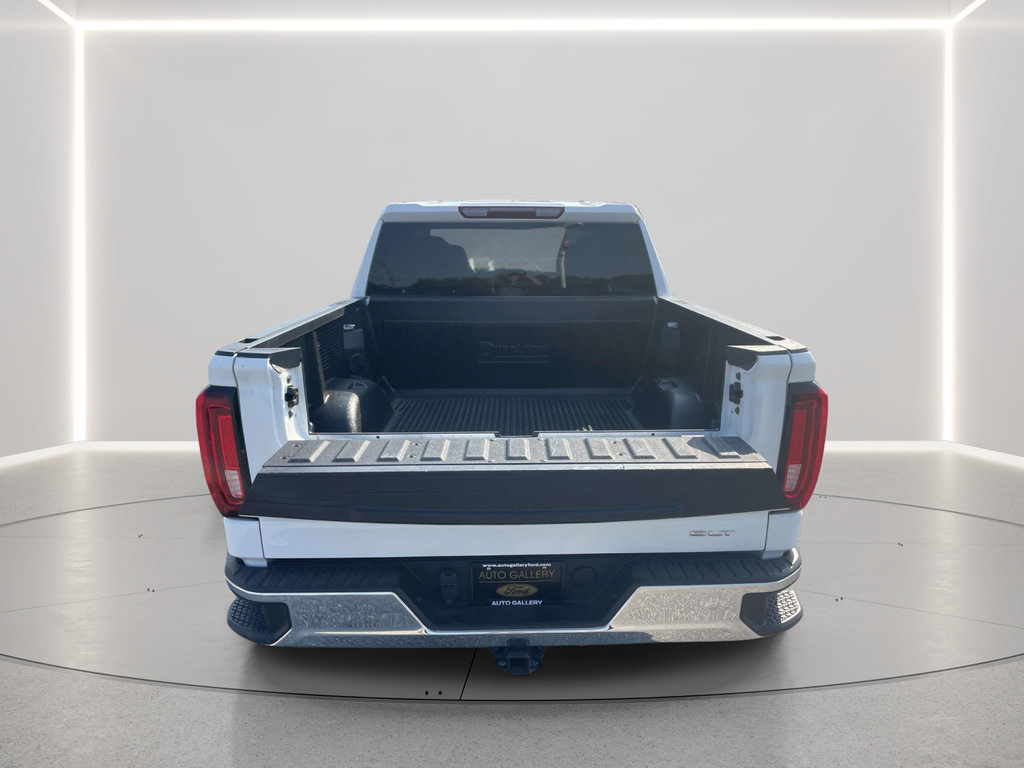 Used 2025 GMC Sierra 1500 SLT AWD/4WD image 4