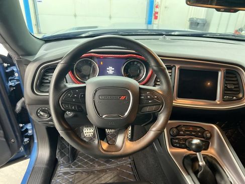 Used 2022 Dodge Challenger R/T Scat Pack RWD image 11