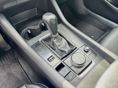 Used 2021 MAZDA MAZDA3 s FWD image 17