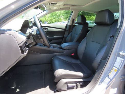Used 2025 Honda Accord EX-L image 12