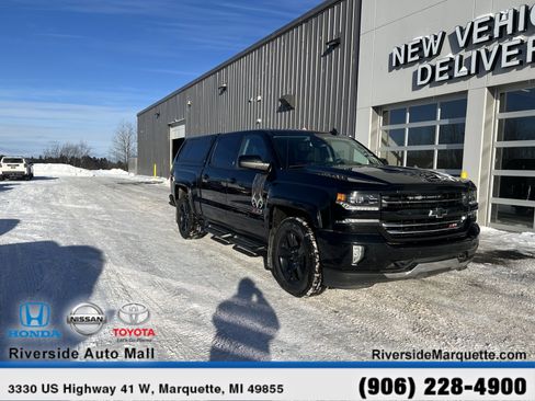 Used 2017 Chevrolet Silverado 1500 LTZ Z71 w/ Realtree Edition image 1