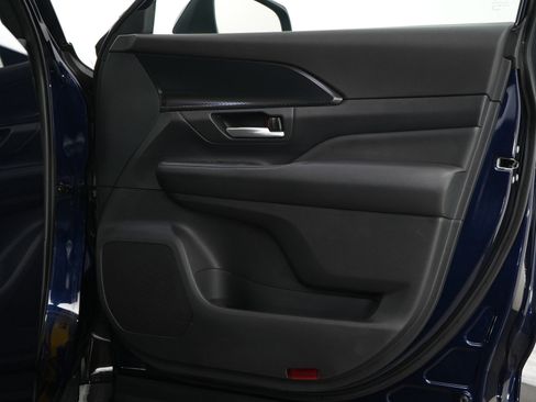 Used 2024 Toyota Grand Highlander MAX Limited image 12