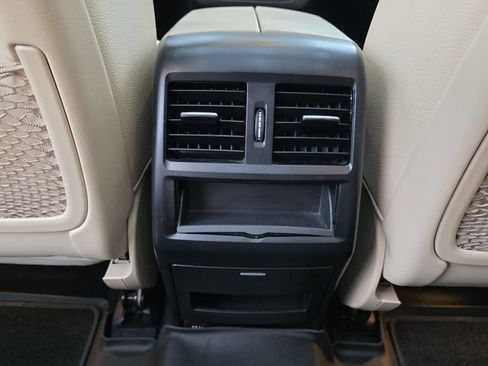 Used 2017 Mercedes-Benz GLS 450 4MATIC image 25