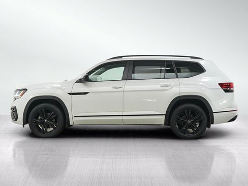 Used 2022 Volkswagen Atlas SEL R-Line AWD/4WD image 2