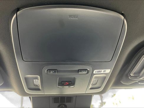 New 2026 Toyota Camry SE image 18