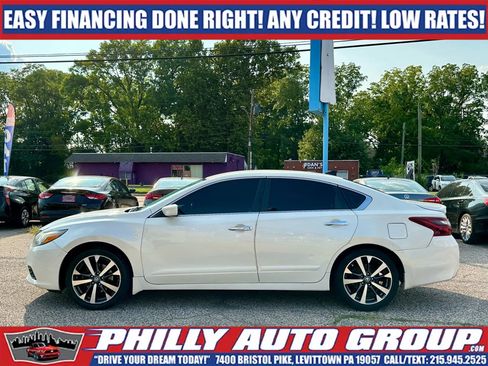 Used 2017 Nissan Altima 2.5 SR FWD image 4