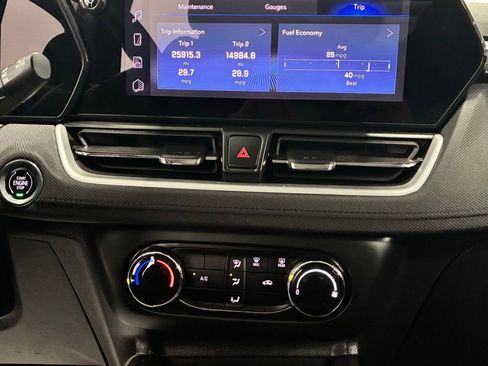 Used 2024 Chevrolet TrailBlazer LS w/ LS Convenience Package AWD/4WD image 13