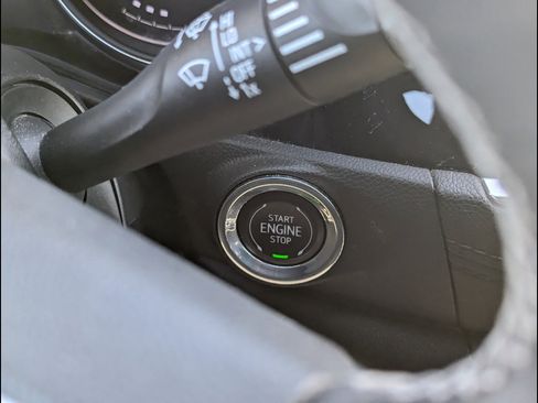 Used 2023 Buick Encore GX Essence w/ Experience Buick Package image 32