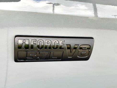 Used 2021 Toyota Tundra SR5 w/ Trail Edition image 9