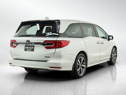 Used 2023 Honda Odyssey Touring image 5