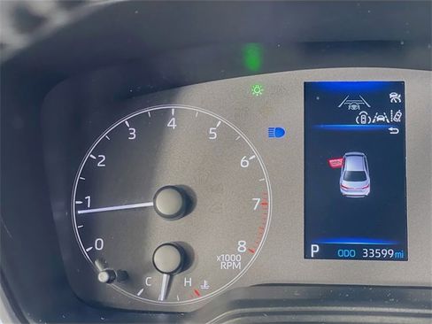 Used 2023 Toyota Corolla SE image 13