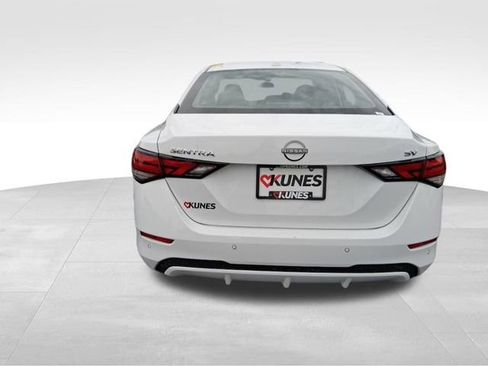 Used 2024 Nissan Sentra SV image 20