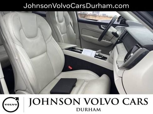 Used 2023 Volvo XC60 B5 Ultimate w/ Climate Package AWD/4WD image 7