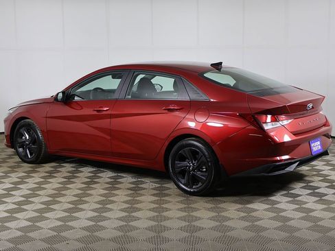Used 2023 Hyundai Elantra SEL FWD image 8