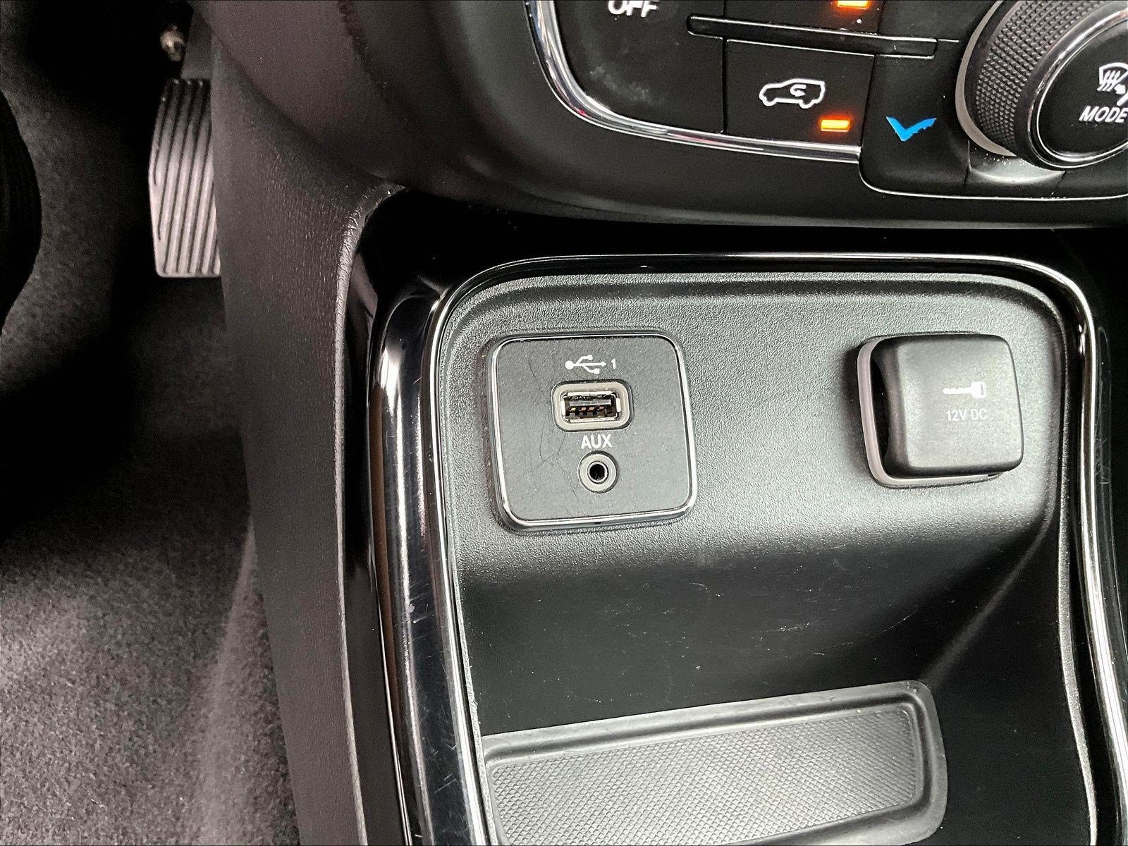 Used 2021 Jeep Compass Latitude FWD image 16
