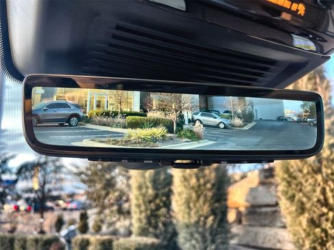 New 2026 Land Rover Range Rover Long Wheelbase SE image 21