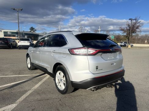 Used 2018 Ford Edge SEL w/ Equipment Group 201A image 4