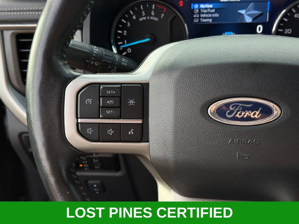 Used 2024 Ford Expedition XLT AWD/4WD image 12